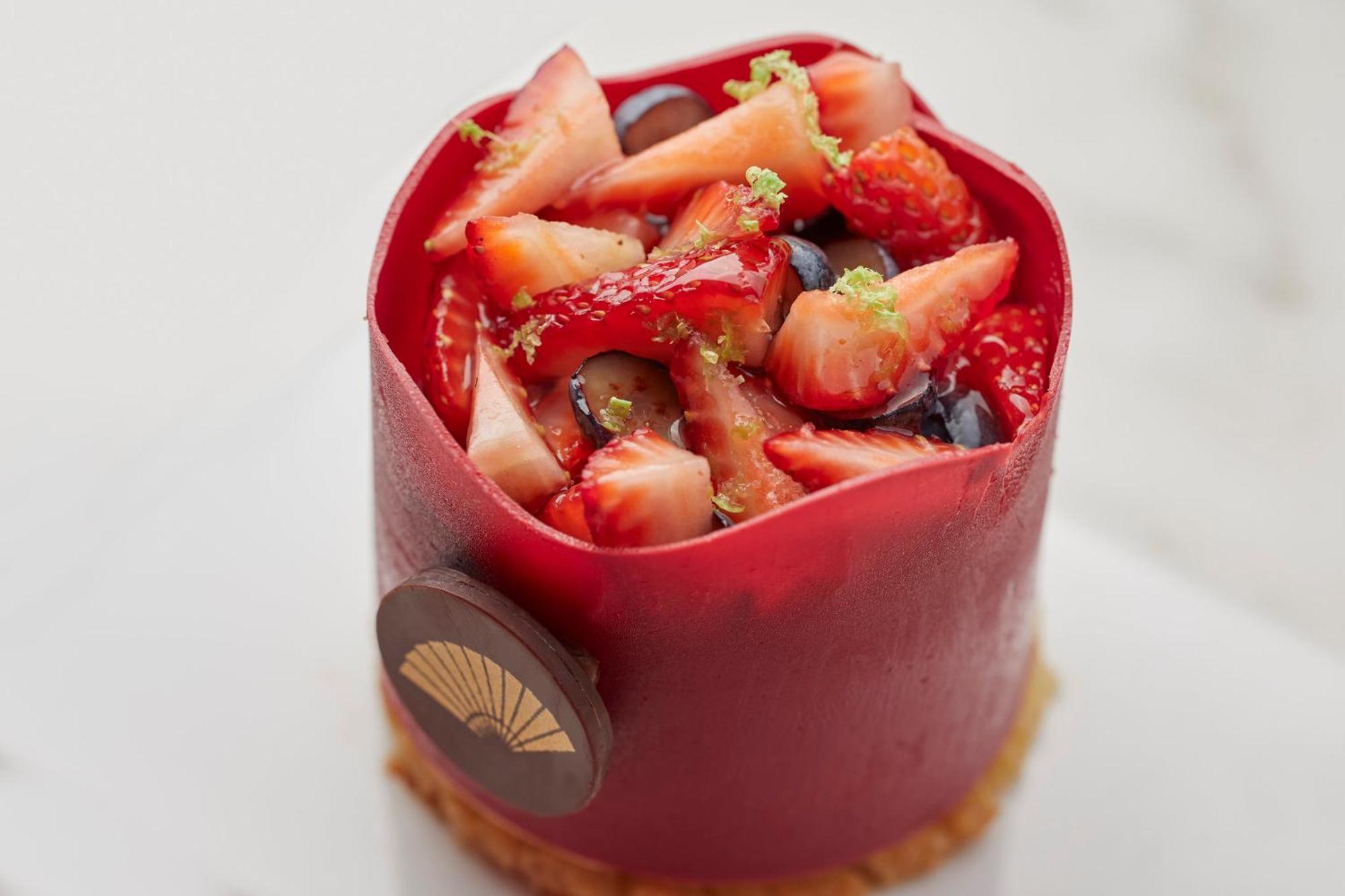 Mandarin Oriental, Santiago Hotell Exteriör bild A fruit tart