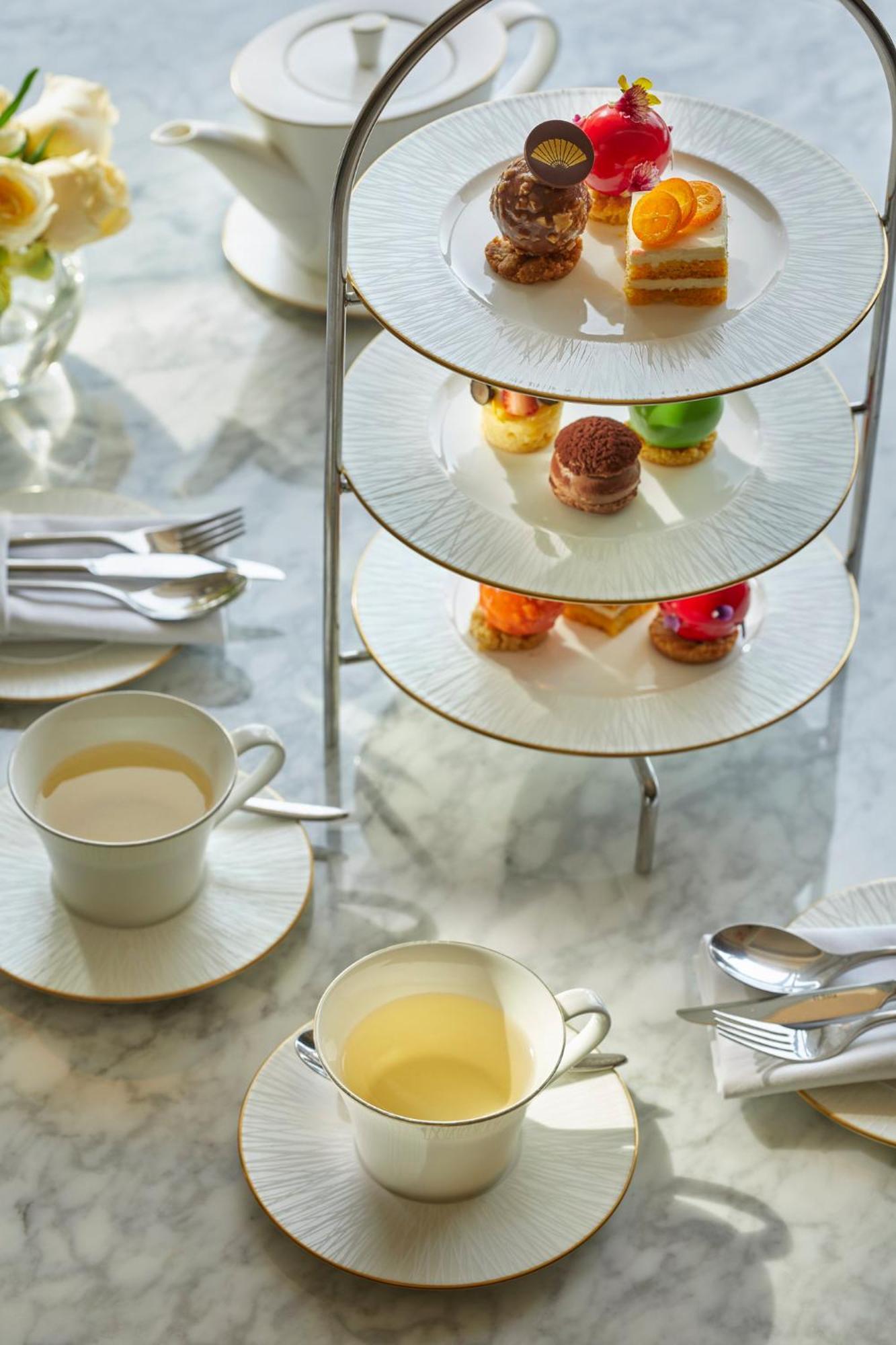 Mandarin Oriental, Santiago Hotell Exteriör bild Afternoon tea at the Ritz