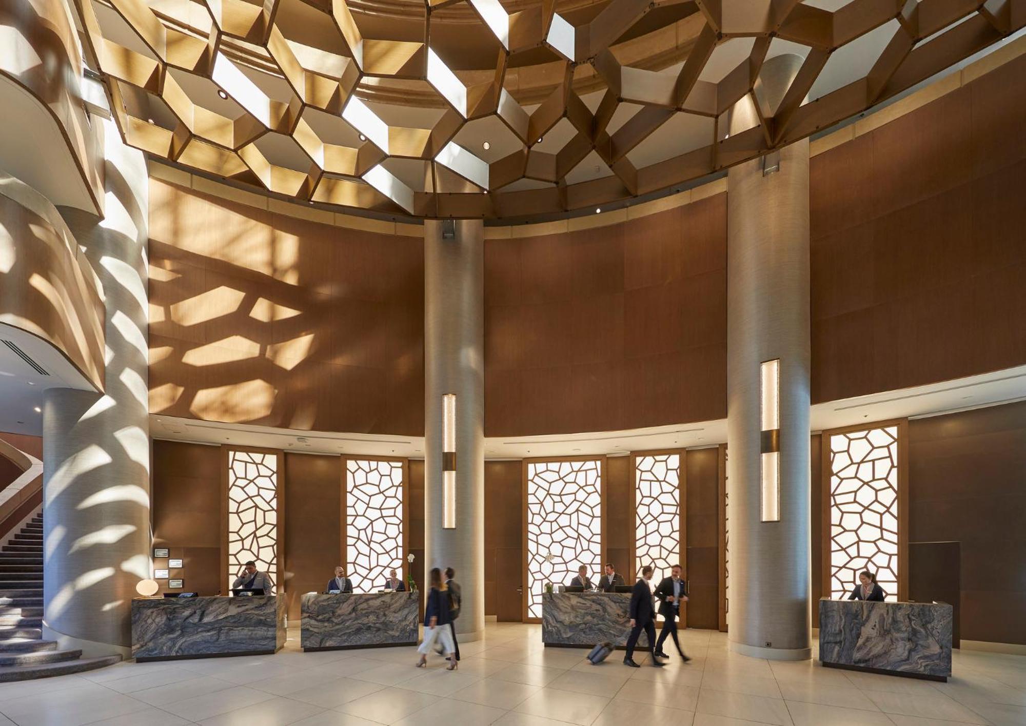 Mandarin Oriental, Santiago Hotell Exteriör bild The lobby of the Ritz-Carlton, DIFC