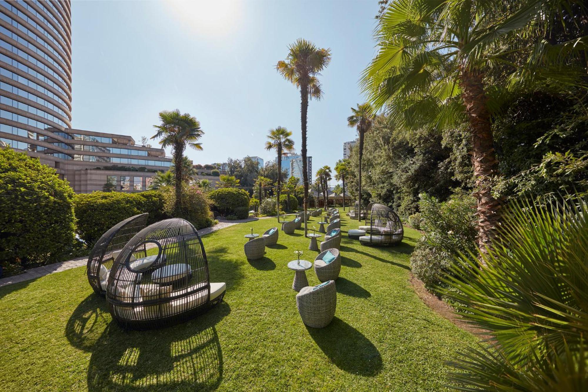Mandarin Oriental, Santiago Hotell Exteriör bild The garden